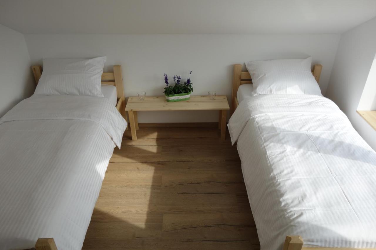 Hisa Lenart Apartment โทลมิน ภายนอก รูปภาพ